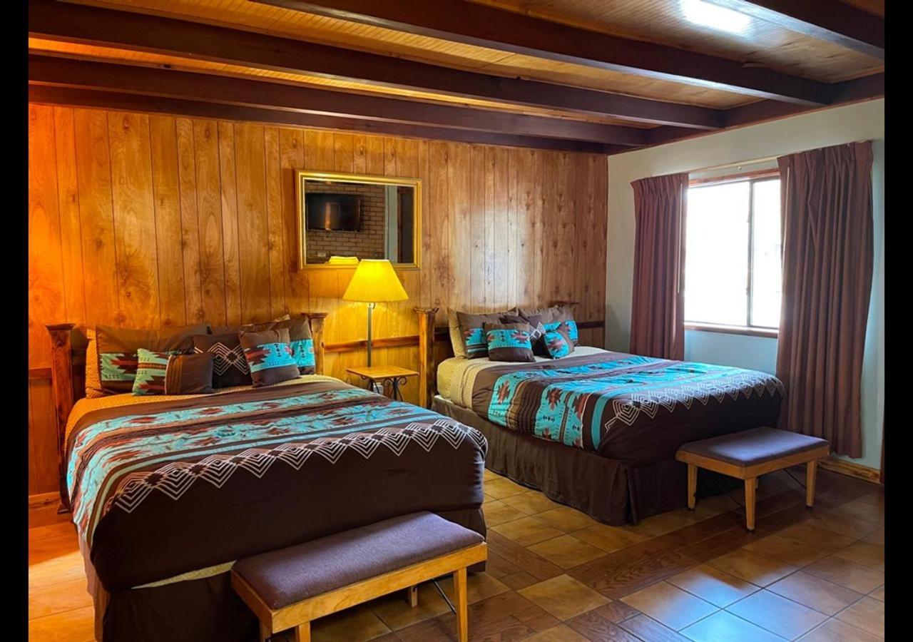 רואידוסו West Winds Lodge מראה חיצוני תמונה