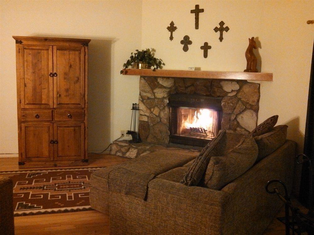 רואידוסו West Winds Lodge מראה חיצוני תמונה